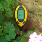 4 in 1 soil tester (pH, moisture, temp., light)