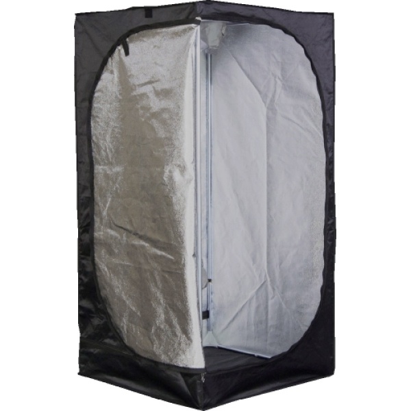 Mammoth Classic+ 80 80x80x180cm kweektent De Mammoth Classic+ 80 80x80x180cm kweektent biedt een veelzijdige oplossing voor zowel beginnende als ervaren kwekers. Met een praktische afmeting van 80 x 80 x 180 cm is deze tent ideaal voor middelgrote kweekprojecten en past hij naadloos in verschillende ruimtes, zonder aan functionaliteit in te boeten.